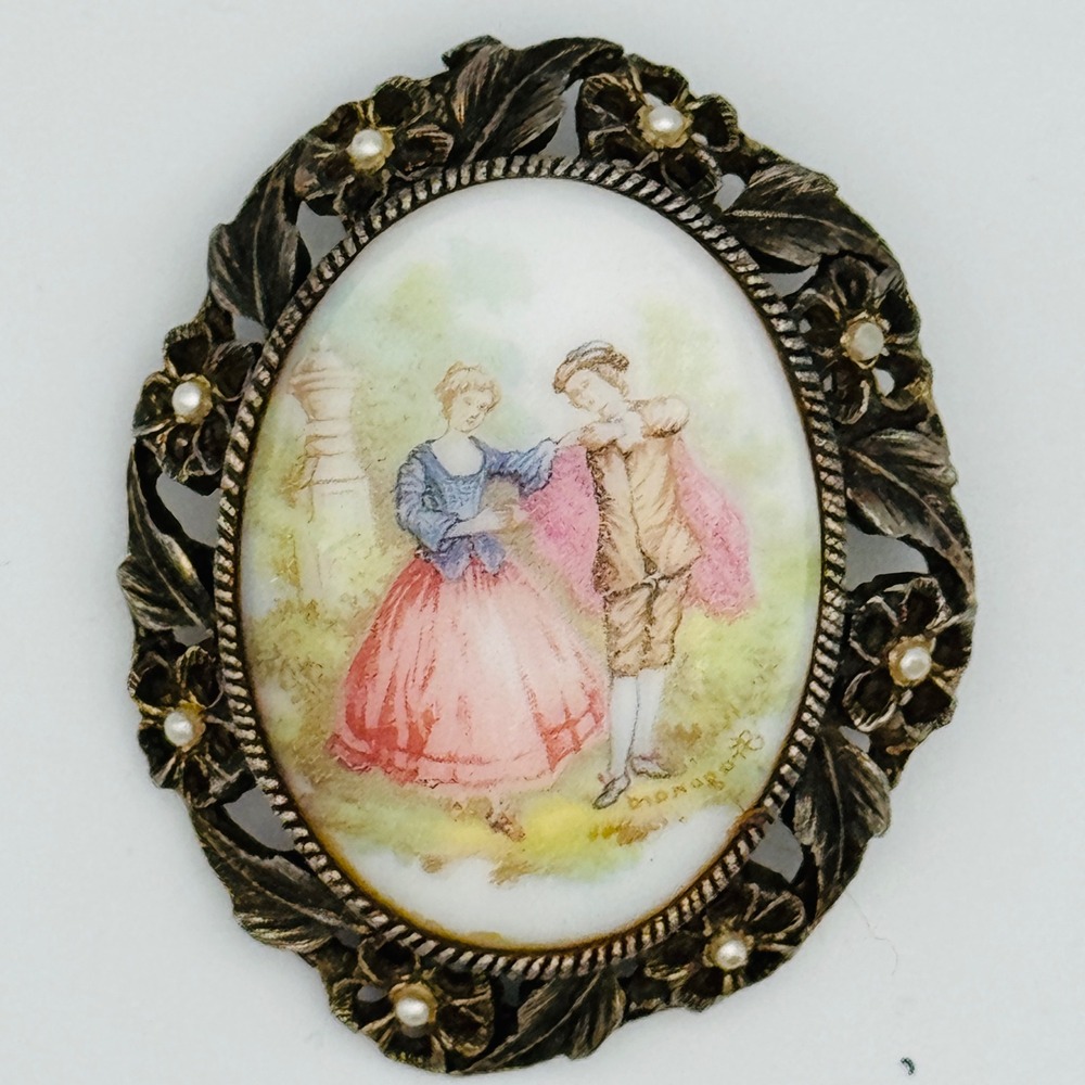 Vintage Porcelain Portrait Brooch Pendant Oval Victorian Couple‎ Faux Pearl